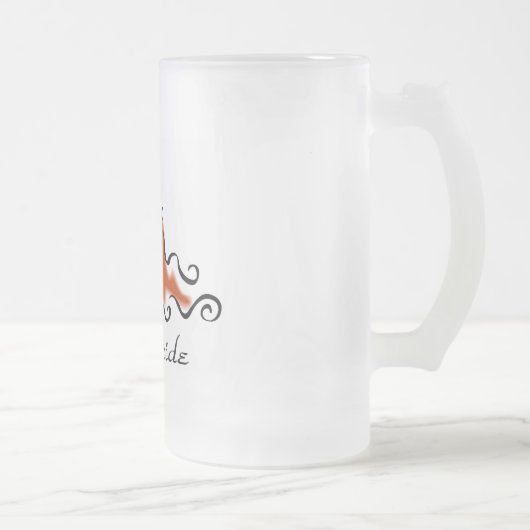 Tasse de bière de jeunes mariées (Droit)