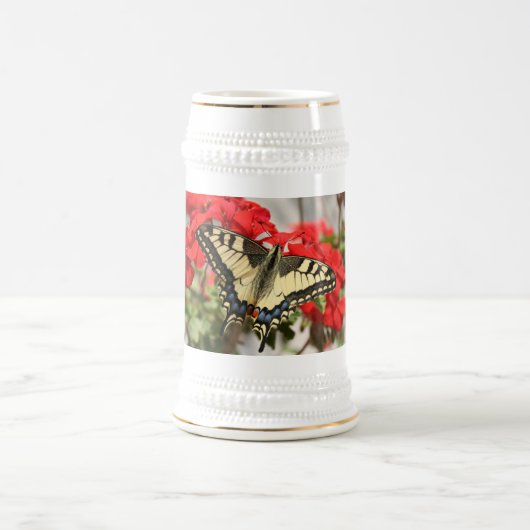 Tasse de bière de machaon d'anis (Centre)
