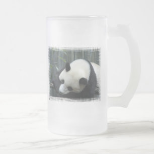 Tasse de bière givrée par ours panda