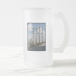 Tasse de bière givrée par schooner