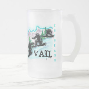 Tasse de bière givrée par surf des neiges de Vai