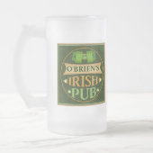 Tasse de bière irlandaise du Pub de St Patrick (Gauche)