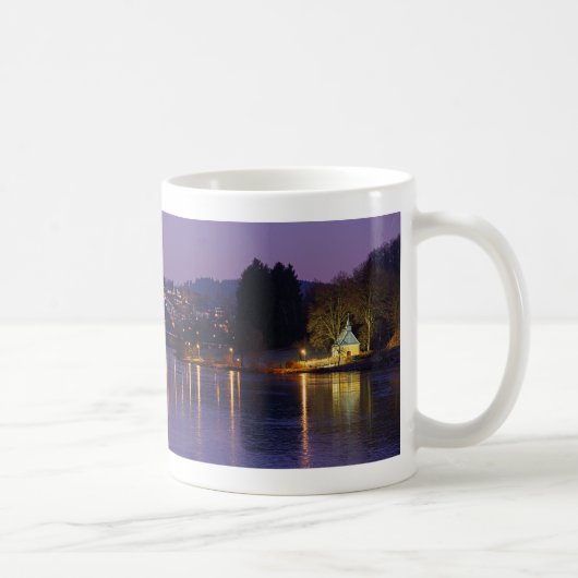 Tasse de Biggesee à Olpe la nuit (Droite)