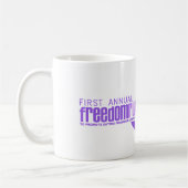 Tasse de blanc de logo de course de liberté (Gauche)