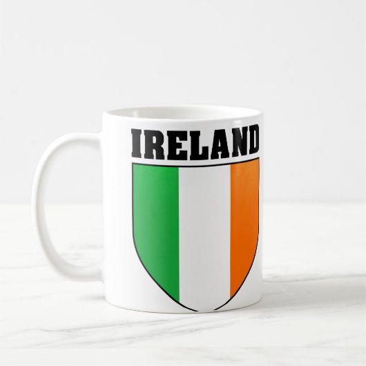 Tasse de bouclier de l'Irlande (Gauche)