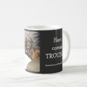 Tasse de Bumblesnot : Voici venir le problème (Devant droit)