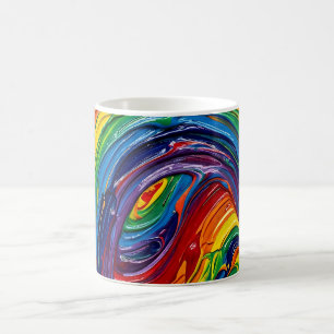 Tasse de café à arc-en-ciel abstrait peinte sur un