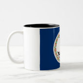 Tasse de café à deux tons de drapeau d'état de la (Gauche)