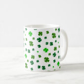 Tasse de café à monogramme initiale trèfle irlanda (Devant droit)