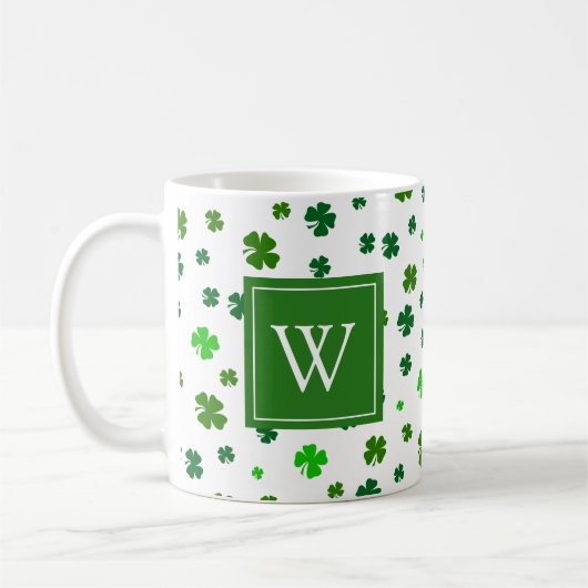 Tasse de café à monogramme initiale trèfle irlanda (Gauche)