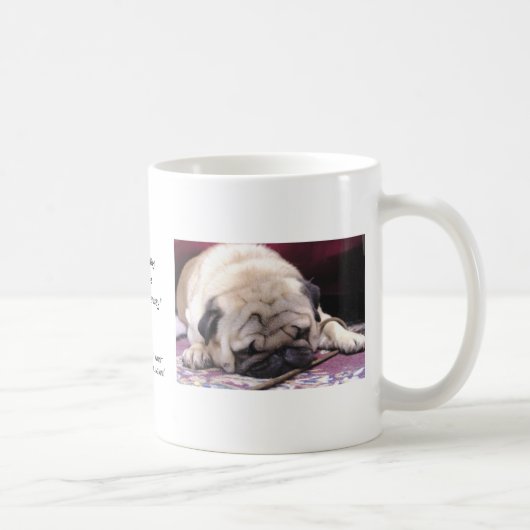 Tasse de café assoupie de carlin (Droite)