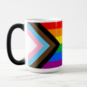 Tasse de café avec drapeau de fierté de progrès LG