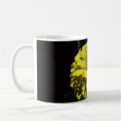 tasse de café avec la fleur jaune (Gauche)