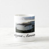 Tasse de café avec la plage impressionnante de (Centre)