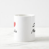 Tasse de café avec typographie de cœur J'adore Nev (Centre)