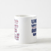 Tasse de café avec typographie "United We Stand" (Centre)