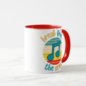 Tasse de café avec une croche de musique (Devant droit)