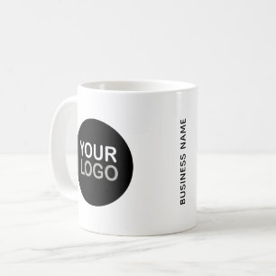 Tasse de café blanche avec nom de logo d'entrepris