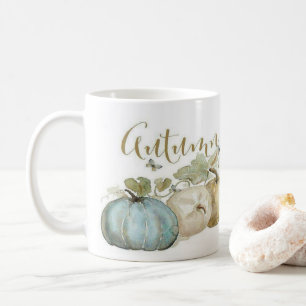 Tasse de café bleue de citrouille d'automne