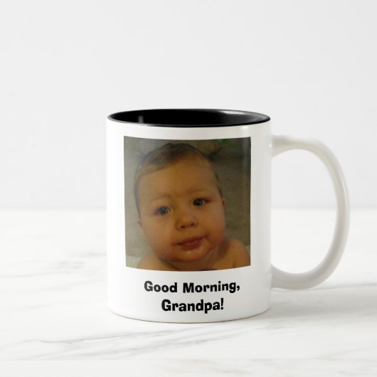 tasse de café, bonjour, grand-papa ! (Droit)