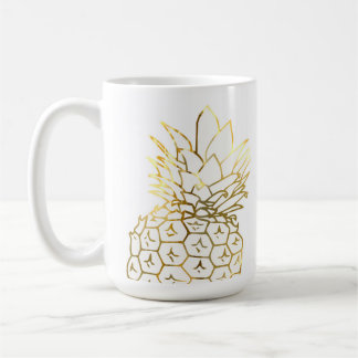 Tasse de café d'ananas d'or de Faux