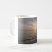 Tasse de café de coucher du soleil de plage de la (Devant gauche)