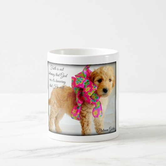 Tasse de café de Goldendoodle (Centre)