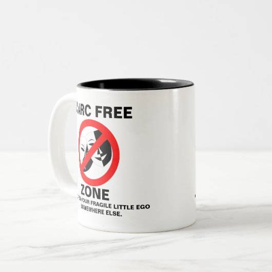 Tasse de café de zone franche de Narc (Devant gauche)