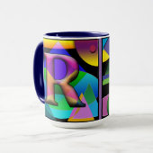 Tasse de café décorée d'un monogramme de RM (Devant gauche)