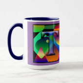 Tasse de café décorée d'un monogramme de "T" et de (Gauche)