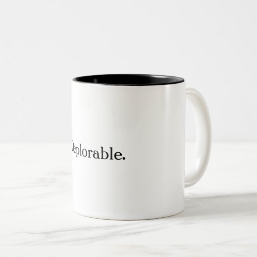 Tasse de café déplorable (Devant droit)