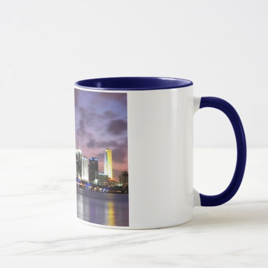 Tasse de café d'horizon de soirée de Miami (Droite)