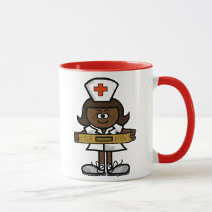 Tasse de café d'infirmière de brun de femelle à