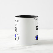 Tasse de café fâchée de sonnerie de yeux (Centre)