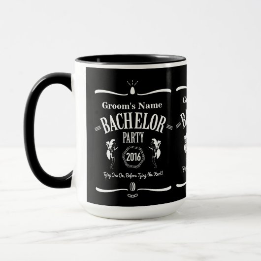 Tasse de café faite sur commande d'enterrement de (Gauche)