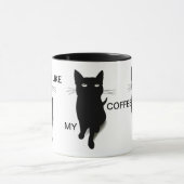 Tasse de café fraîche de chat noir par des (Centre)