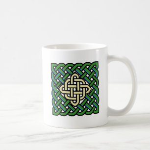 Tasse de café irlandais celtique de noeud