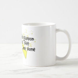 Tasse de café jaune de ruban