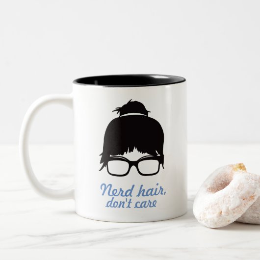Tasse de café malpropre nerd de cheveux de petit (Avec donut)