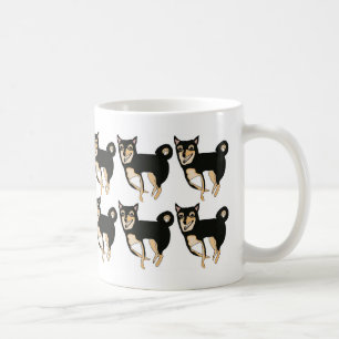 Tasse de café noire et bronzage mignonne de motif