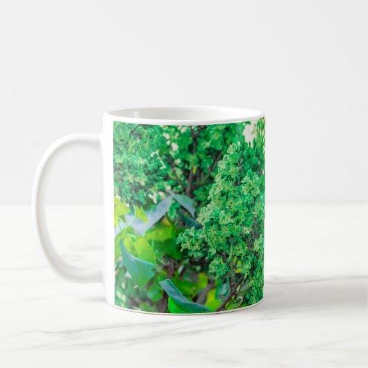 Tasse de café Nouvel An 2026 avec design de forêt (Gauche)