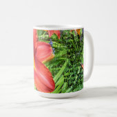 Tasse de café orange rouge d'hémérocalle, 12h27 de (Devant droit)