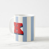 Tasse de café rayée personnalisée avec initiale en (Devant gauche)