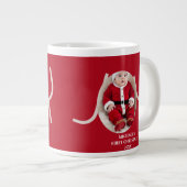 Tasse de café rouge pour la première photo de Noël (Devant droit)