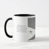 Tasse de café, squelette sur le vélo chassant une (Gauche)