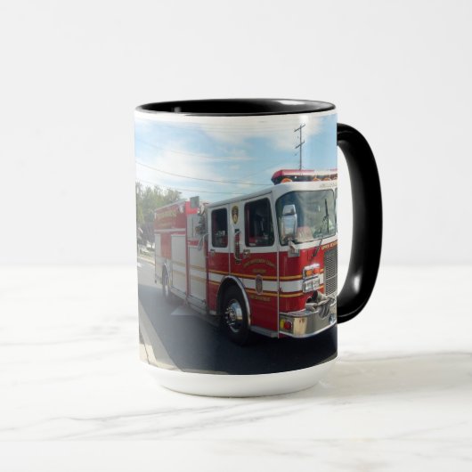 tasse de camion de pompiers (Devant droit)