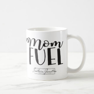 Tasse de carburant de maman
