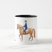 Tasse de cavalier de chevaux de dressage (Centre)