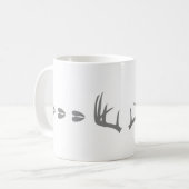 Tasse de chasse de cerfs communs avec des voies de (Devant gauche)