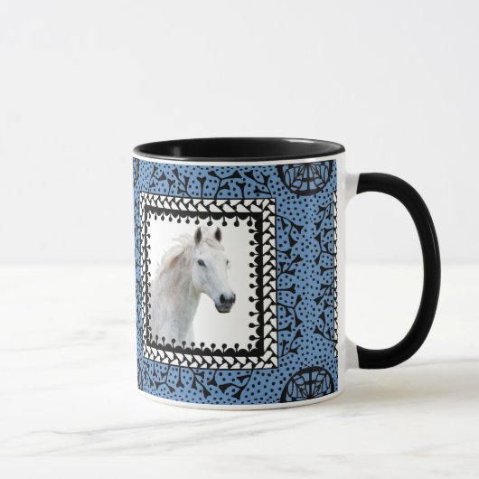Tasse de cheval encadrée par bleu (Droite)